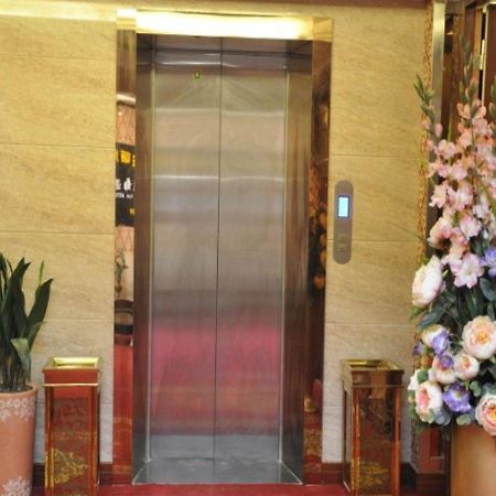 Nanjing Lukou Qiudu Hotel Exterior photo